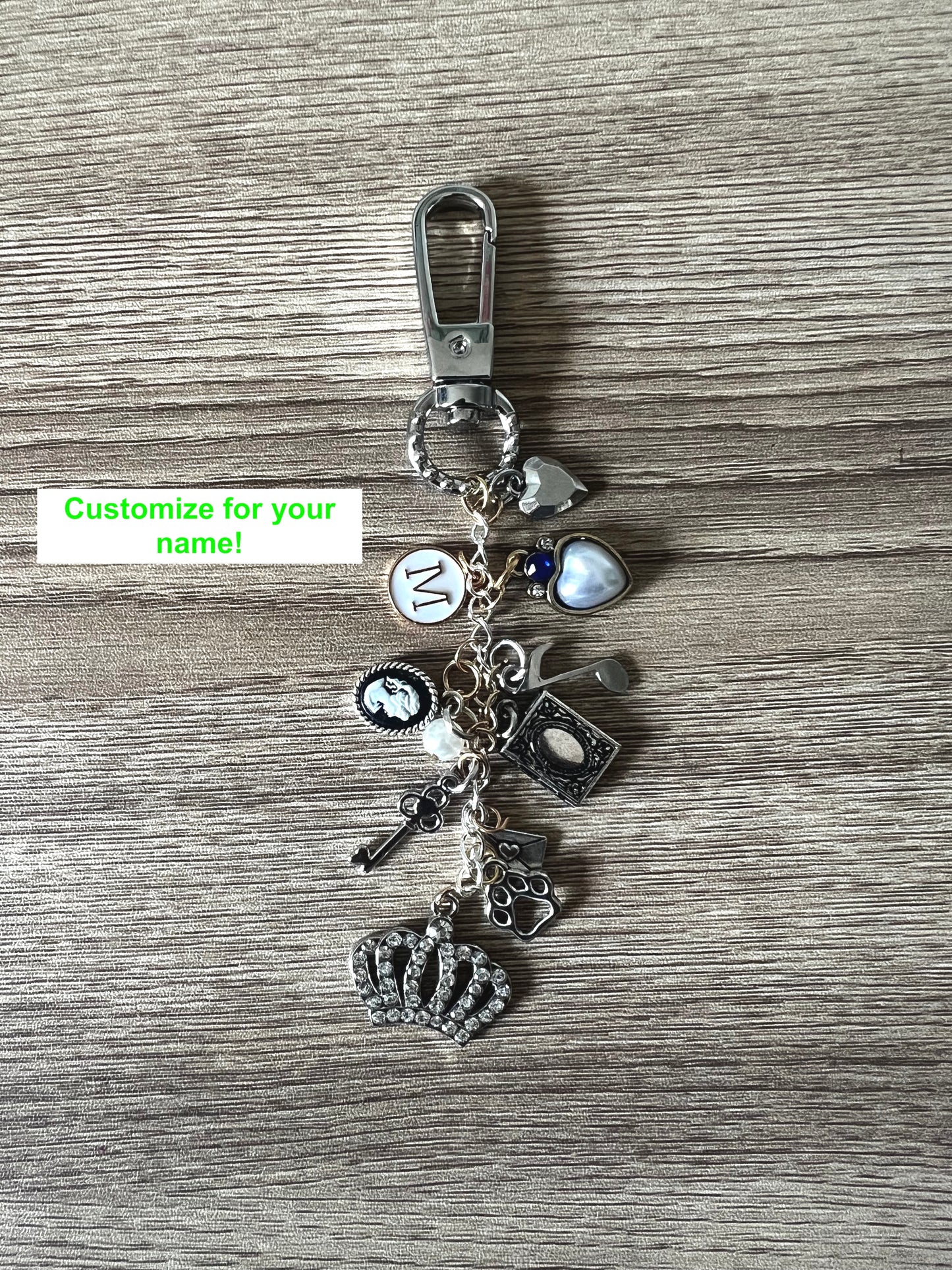 🪞 Silver Vintage Kindle Charm