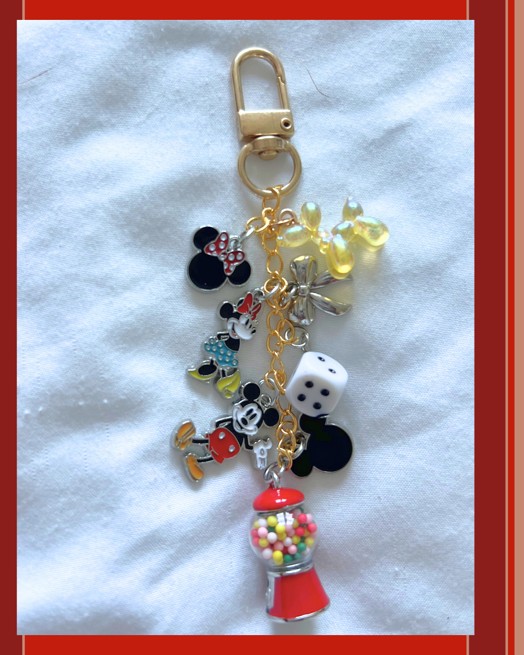 The Disney Magic Charm | E-Reader & Keychain Accessory 🏰 🪞