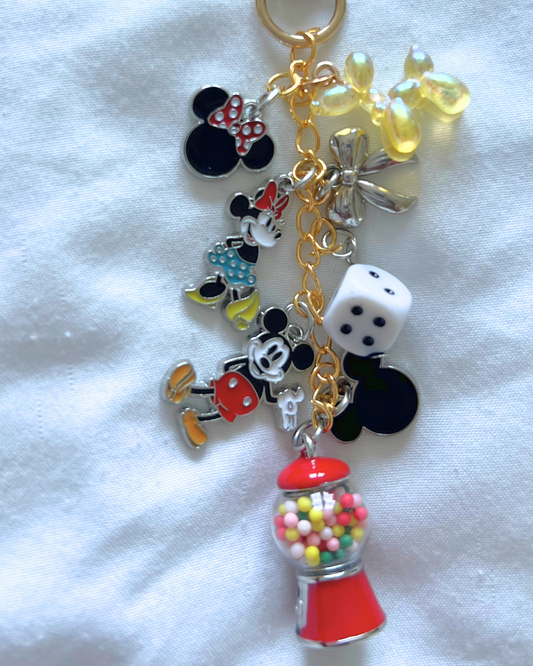 The Disney Magic Charm | E-Reader & Keychain Accessory 🏰 🪞
