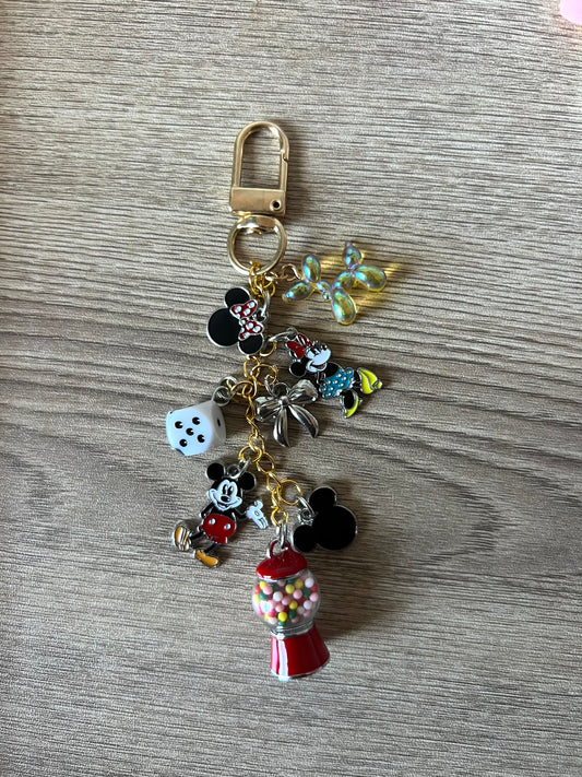 The Disney Magic Charm | E-Reader & Keychain Accessory 🏰 🪞