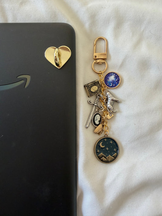 The Verlais Charm | E-Reader & Keychain Accessory 🫖 🌄🦇✨